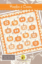 Load image into Gallery viewer, PATTERN:   Pumpkins and Cream - Fig Tree Quilts - FTQ1465 - All Hallow&#39;s Eve - Halloween - Pumpkins - Fall - Autumn - 60&quot; Square
