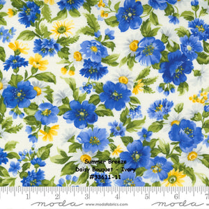 SUMMER BREEZE 2021 - Daisy Bouquet - Sky Multi - 33611-15 - by Moda - Classic - Blue - Yellow - Sky Background - Floral - One Half Yard